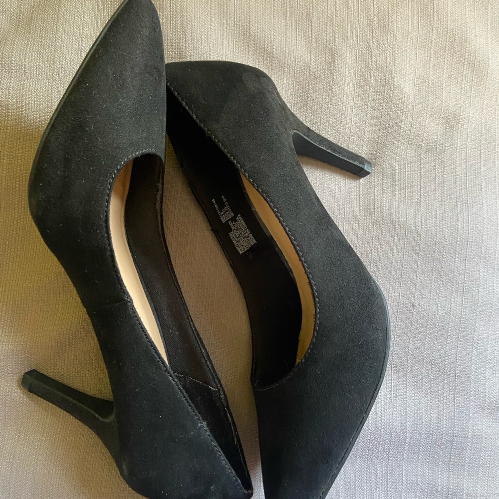 Black heels